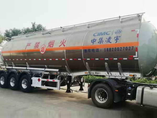 現場收獲多臺意向，中集凌宇高端液罐車遼寧受青睞