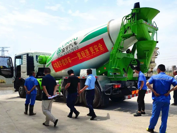 中集凌宇攪拌車全國巡展繼續(xù)：出征安徽，這一組合果然豪橫！